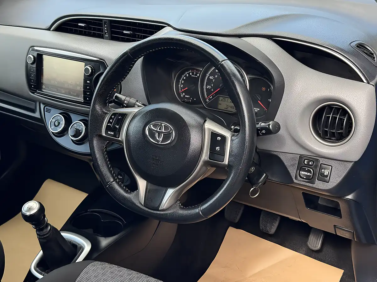 Used 2015 Toyota Yaris Icon Blue - Interior and Exterior details 14