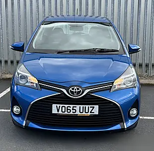 Used 2015 Toyota Yaris Icon Blue - Interior and Exterior details 3