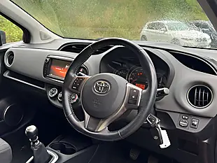 Used 2015 Toyota Yaris Icon Burning Red - Interior and Exterior details 13