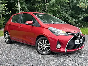 Used 2015 Toyota Yaris Icon Burning Red - Interior and Exterior details 3