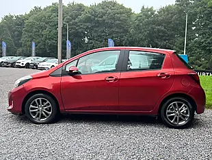 Used 2015 Toyota Yaris Icon Burning Red - Interior and Exterior details 8