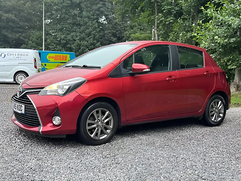 Used 2015 Toyota Yaris Icon Burning Red - Interior and Exterior details 9