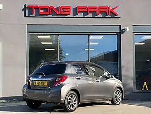 Used 2015 Toyota Yaris Icon Grey - Interior and Exterior details 10