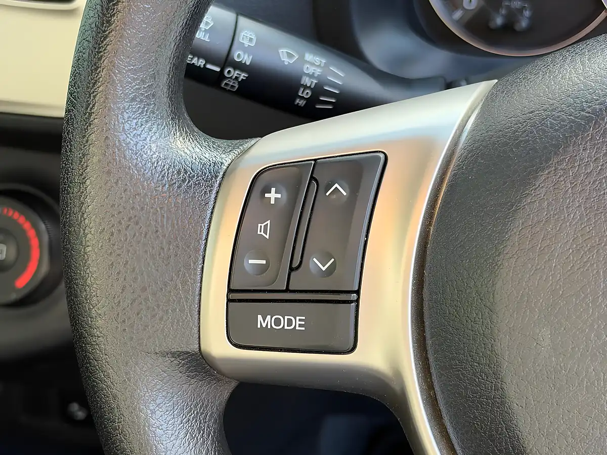 Used 2015 Toyota Yaris Icon Grey - Interior and Exterior details 16