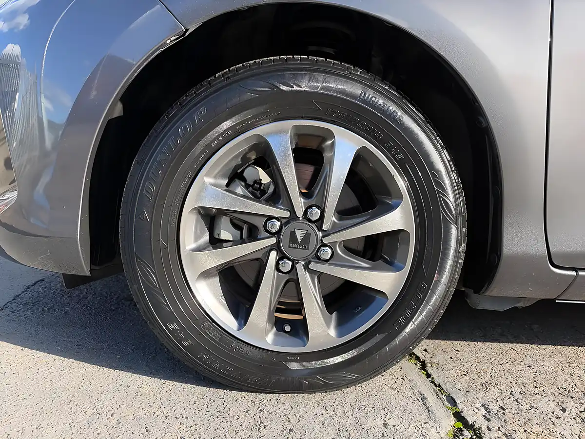 Used 2015 Toyota Yaris Icon Grey - Interior and Exterior details 19