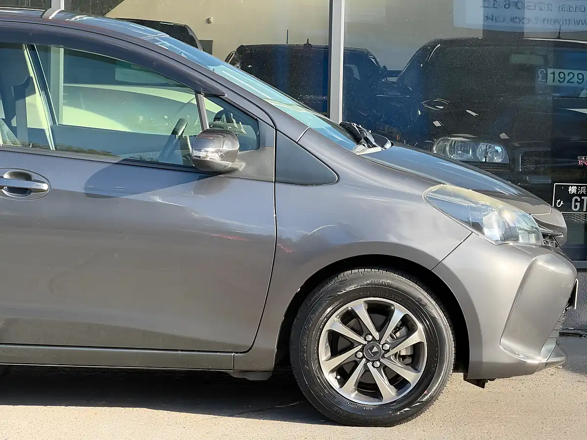 Used 2015 Toyota Yaris Icon Grey - Interior and Exterior details 9