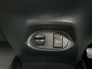 Used 2015 Toyota Yaris Icon Grey - Interior and Exterior details 12
