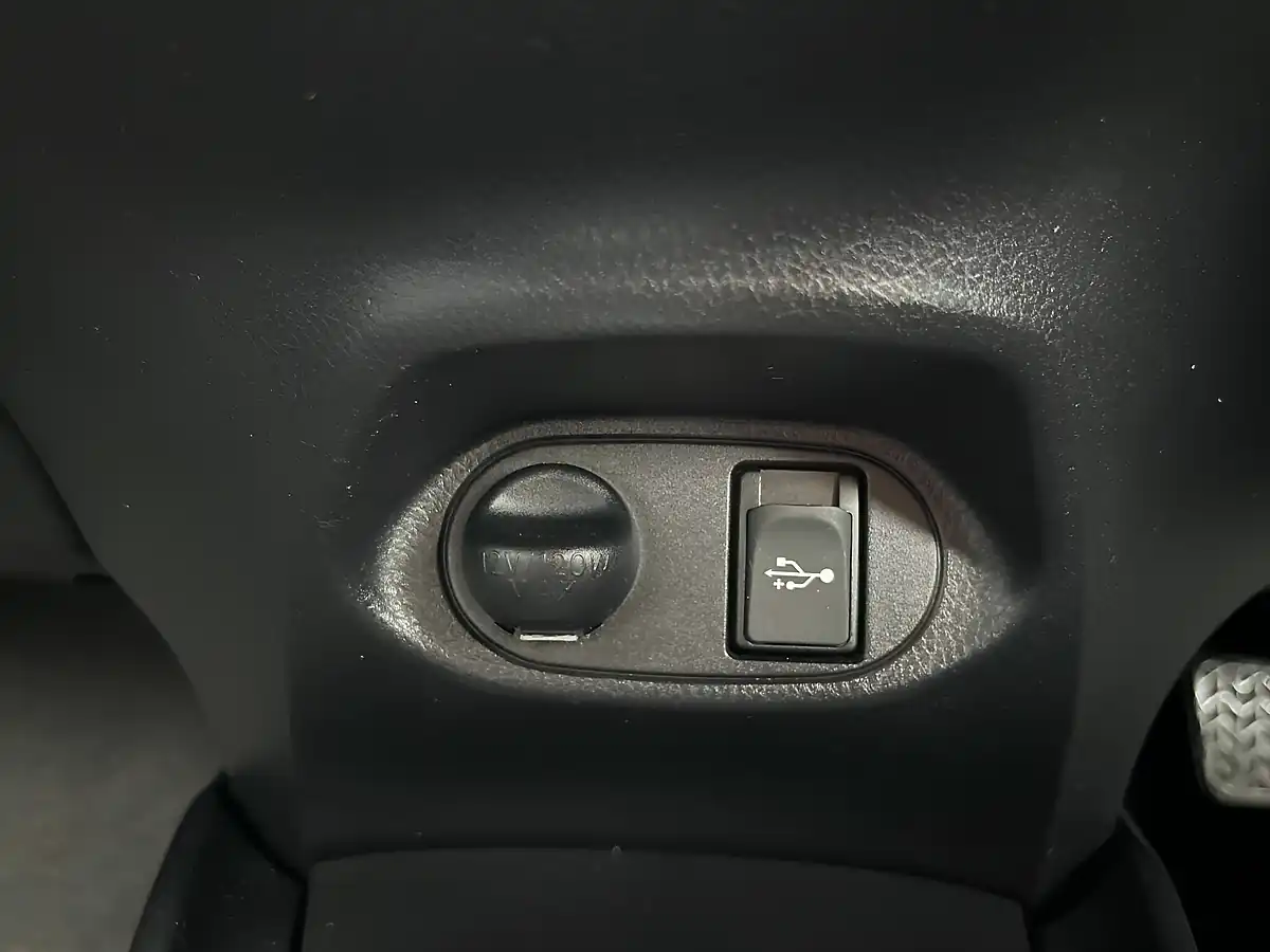 Used 2015 Toyota Yaris Icon Grey - Interior and Exterior details 12