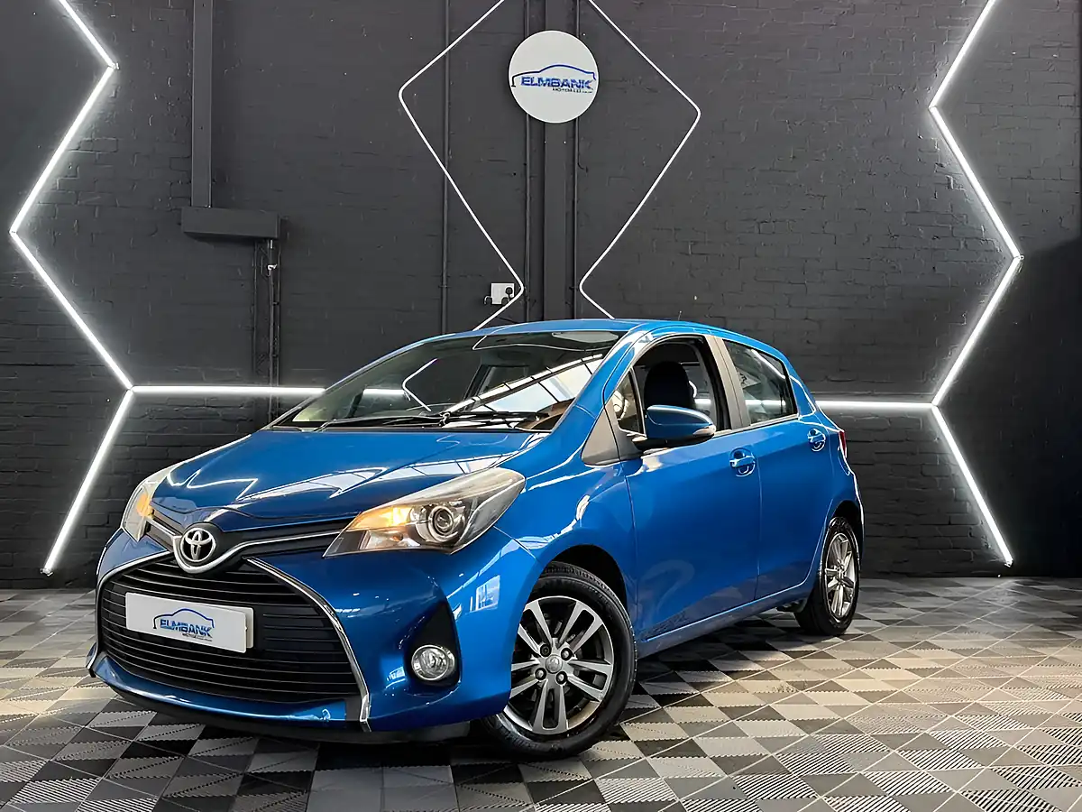 Used 2015 Toyota Yaris Icon - Front View