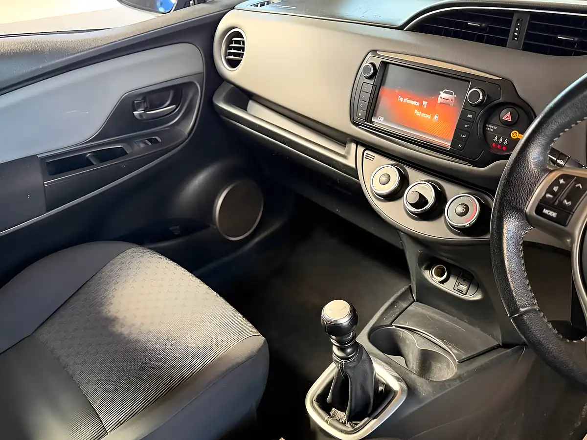Used 2015 Toyota Yaris Icon - Interior and Exterior details 14