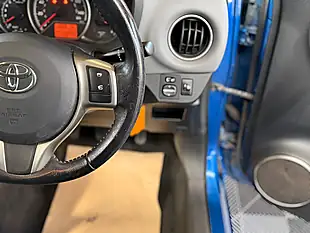 Used 2015 Toyota Yaris Icon - Interior and Exterior details 16