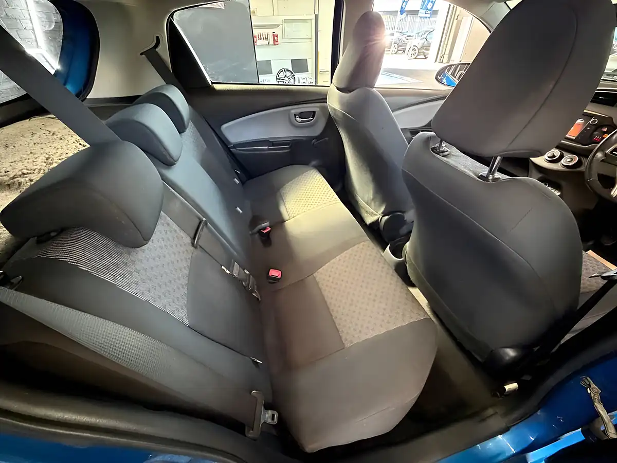 Used 2015 Toyota Yaris Icon - Interior and Exterior details 18