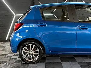 Used 2015 Toyota Yaris Icon - Interior and Exterior details 19