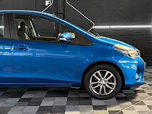 Used 2015 Toyota Yaris Icon - Interior and Exterior details 20