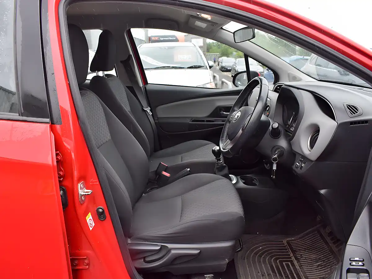 Used 2015 Toyota Yaris Icon Red - Interior and Exterior details 11