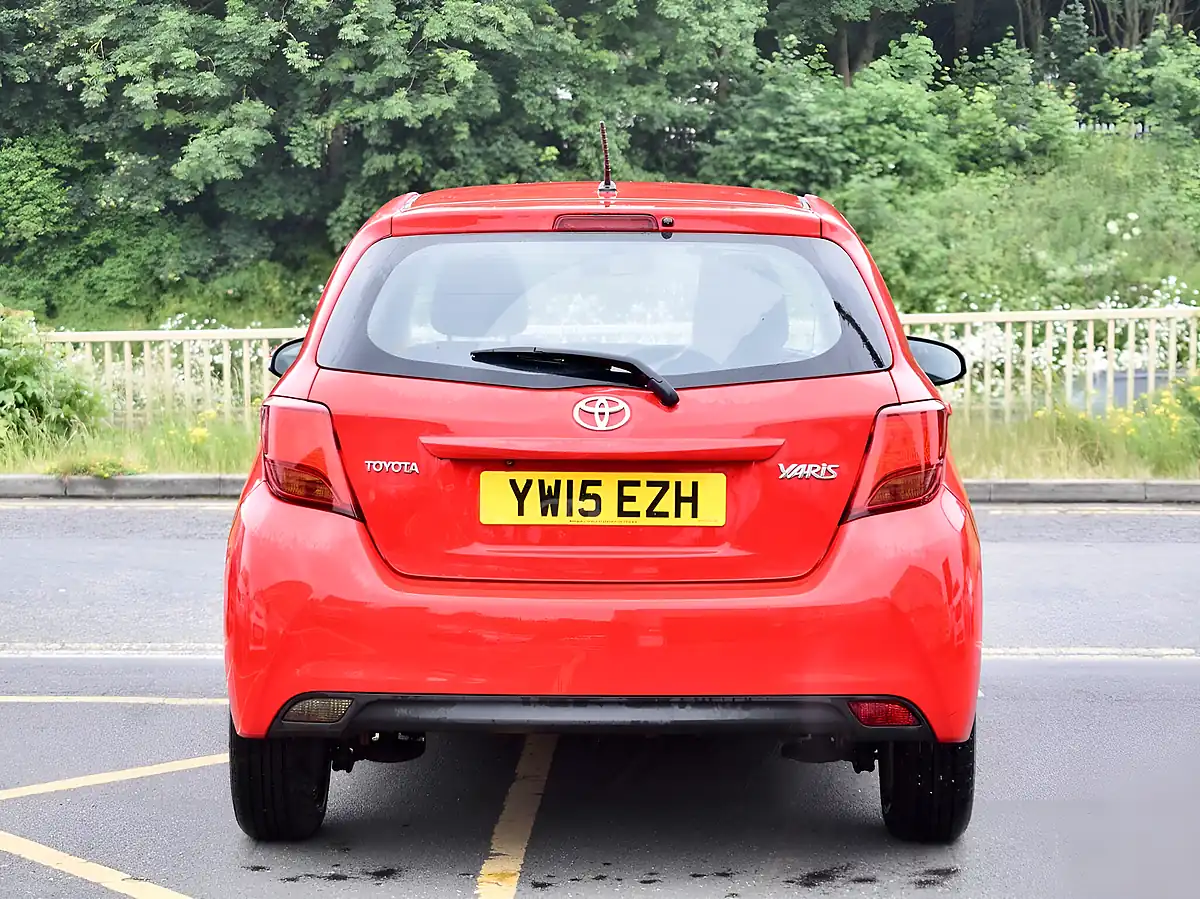 Used 2015 Toyota Yaris Icon Red - Interior and Exterior details 6
