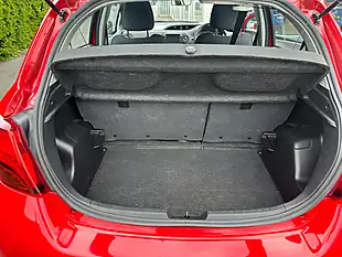 Used 2015 Toyota Yaris Icon Red - Interior and Exterior details 10