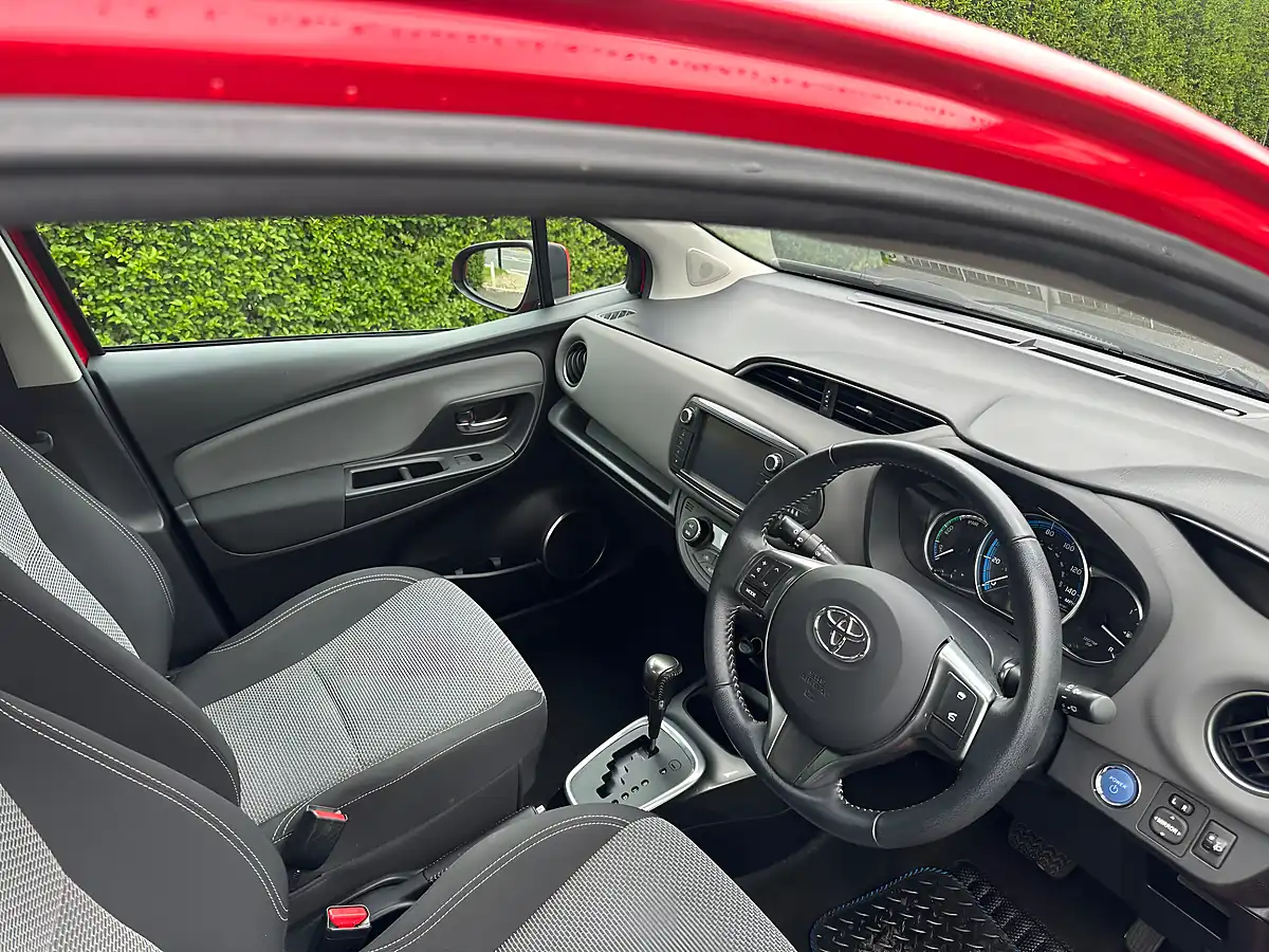 Used 2015 Toyota Yaris Icon Red - Interior and Exterior details 11