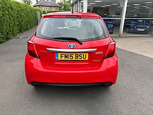 Used 2015 Toyota Yaris Icon Red - Interior and Exterior details 6