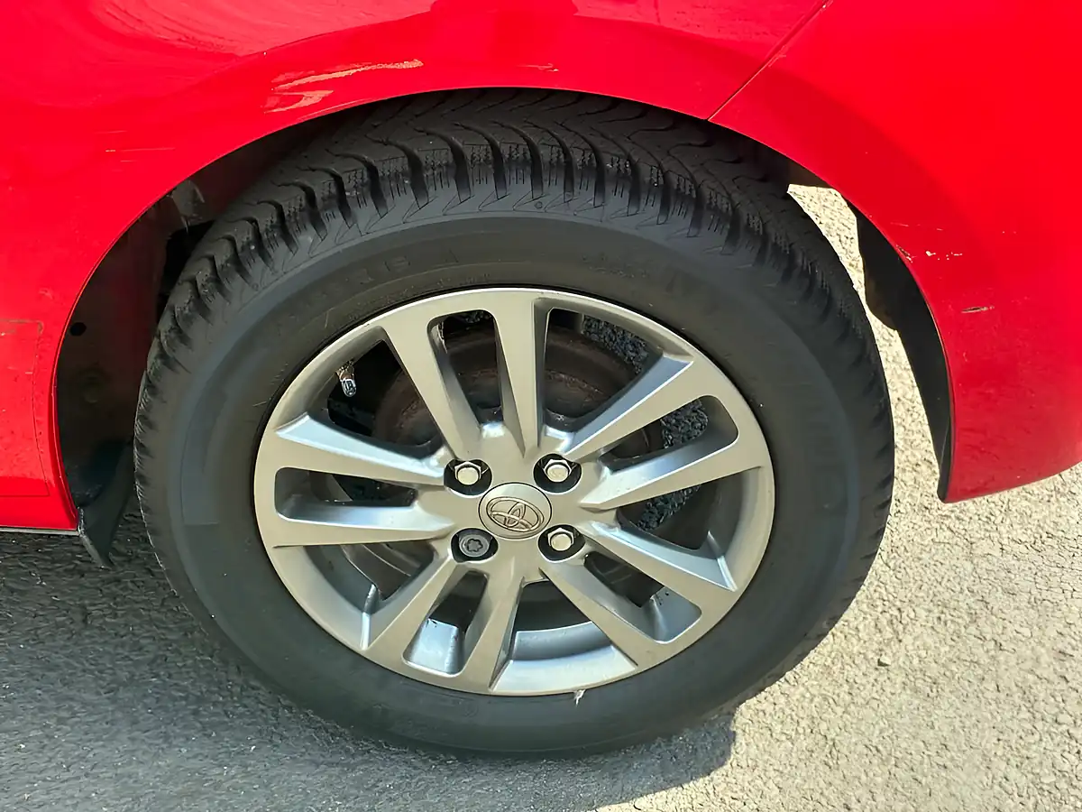 Used 2015 Toyota Yaris Icon Red - Interior and Exterior details 13