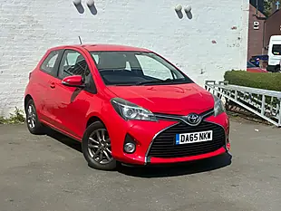 Used 2015 Toyota Yaris Icon Red - Interior and Exterior details 2