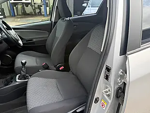 Used 2015 Toyota Yaris Icon Silver - Interior and Exterior details 13