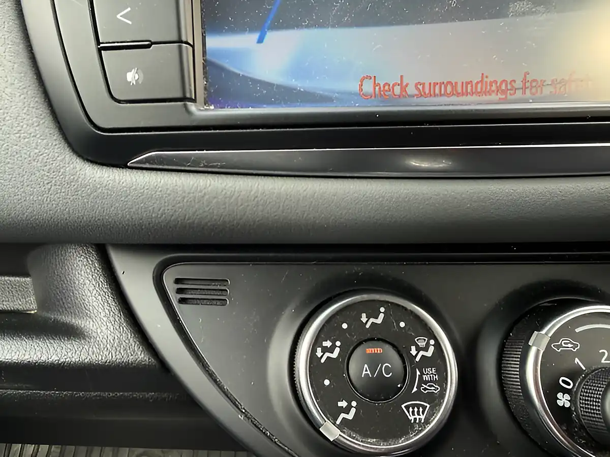 Used 2015 Toyota Yaris Icon Silver - Interior and Exterior details 15
