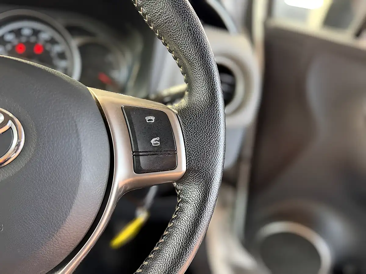 Used 2015 Toyota Yaris Icon White - Interior and Exterior details 12