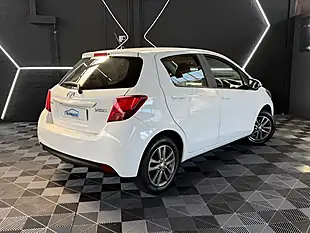 Used 2015 Toyota Yaris Icon White - Interior and Exterior details 15