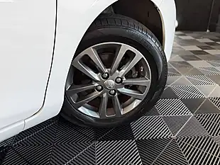 Used 2015 Toyota Yaris Icon White - Interior and Exterior details 16
