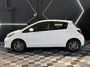 Used 2015 Toyota Yaris Icon White - Interior and Exterior details 2