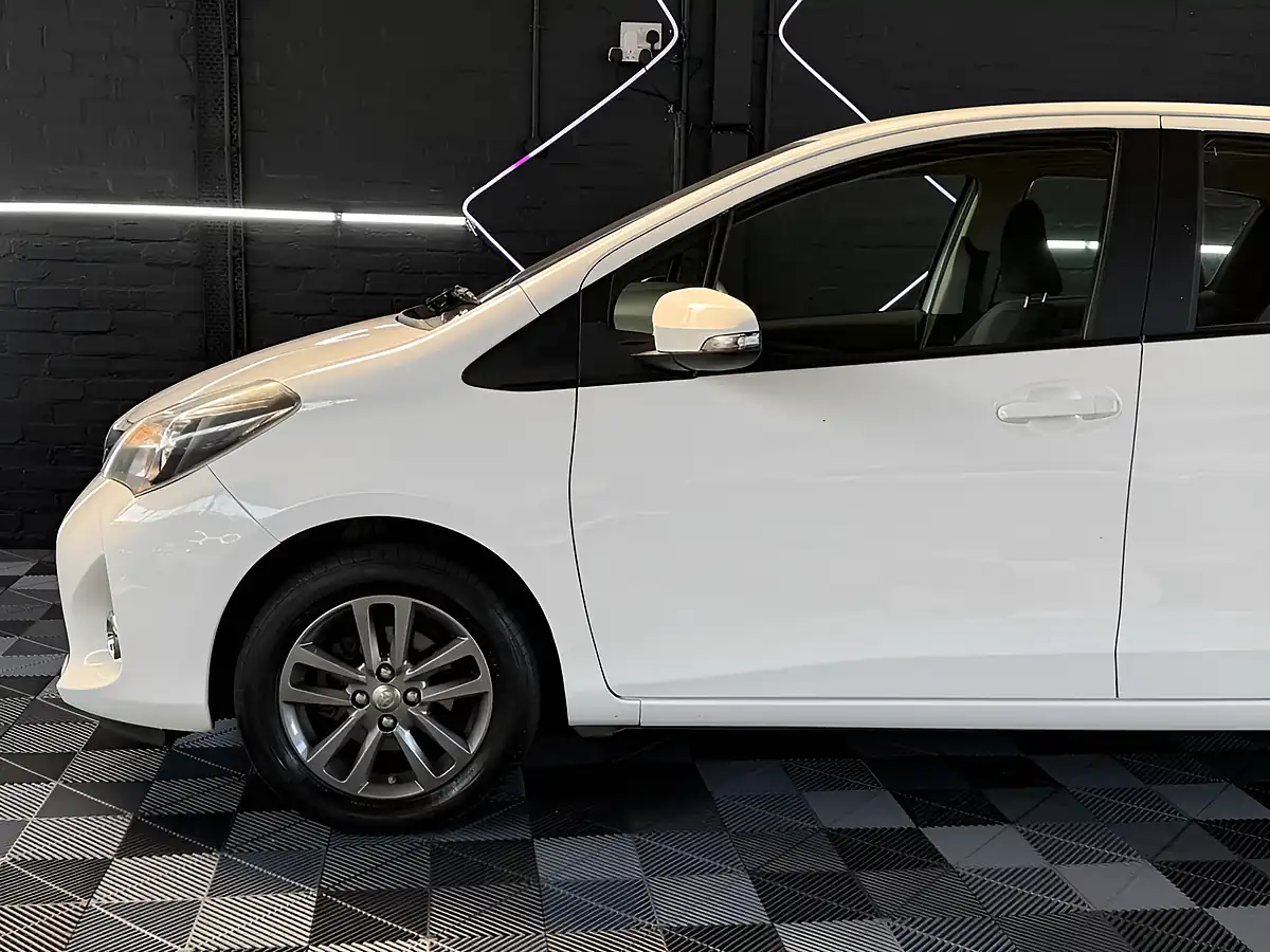 Used 2015 Toyota Yaris Icon White - Interior and Exterior details 6