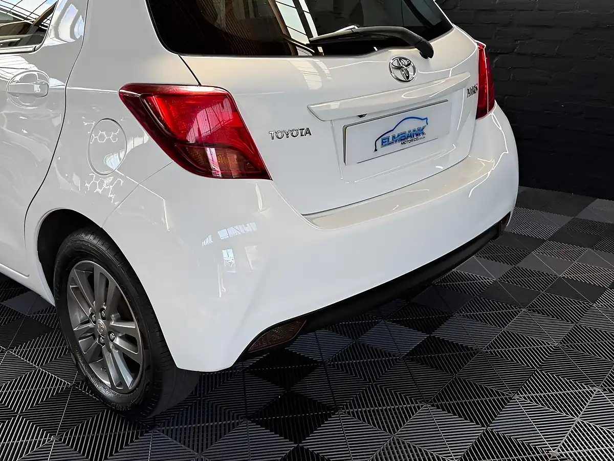 Used 2015 Toyota Yaris Icon White - Interior and Exterior details 8
