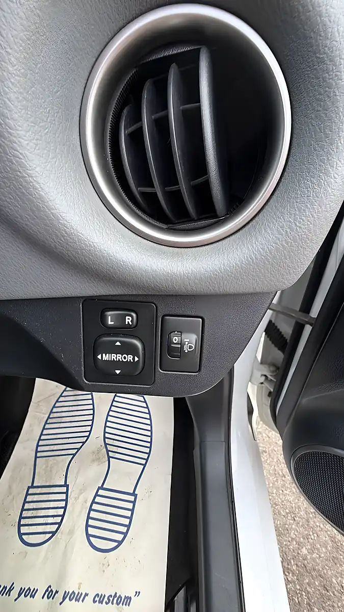 Used 2015 Toyota Yaris Icon White - Interior and Exterior details 12