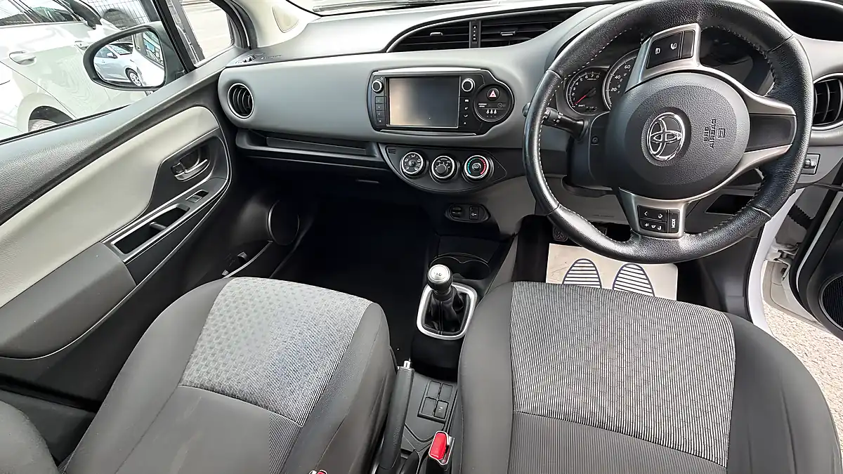Used 2015 Toyota Yaris Icon White - Interior and Exterior details 9
