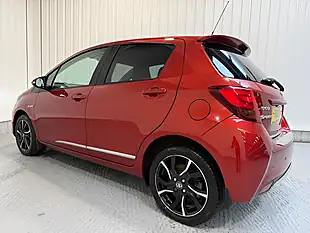 Used 2015 Toyota Yaris Sport Red - Interior and Exterior details 4