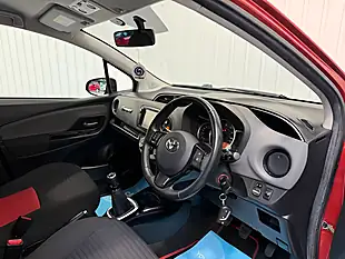 Used 2015 Toyota Yaris Sport Red - Interior and Exterior details 8