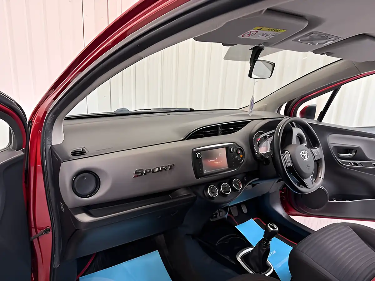 Used 2015 Toyota Yaris Sport Red - Interior and Exterior details 9