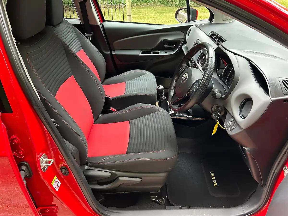 Used 2015 Toyota Yaris Sport Red - Interior and Exterior details 16