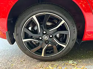 Used 2015 Toyota Yaris Sport Red - Interior and Exterior details 18