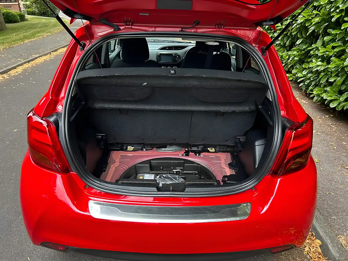 Used 2015 Toyota Yaris Sport Red - Interior and Exterior details 19
