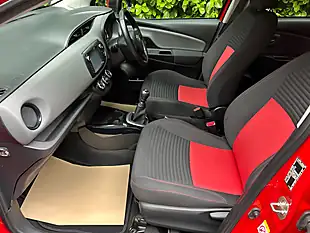 Used 2015 Toyota Yaris Sport Red - Interior and Exterior details 20