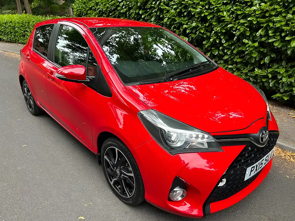 Used 2015 Toyota Yaris Sport Red - Interior and Exterior details 5