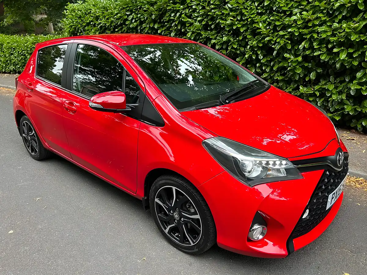 Used 2015 Toyota Yaris Sport Red - Interior and Exterior details 6