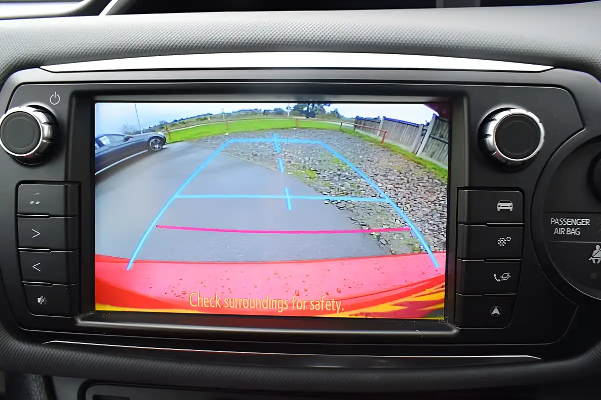 Used 2015 Toyota Yaris Sport Red - Interior and Exterior details 10