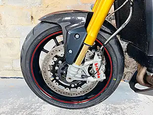 Used 2015 Triumph Speed Triple 1050 R Grey - Interior and Exterior details 14