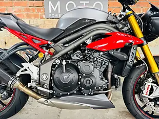 Used 2015 Triumph Speed Triple 1050 R Grey - Interior and Exterior details 7