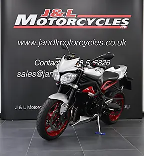 Used 2015 Triumph Street Triple Rx - Interior and Exterior details 4