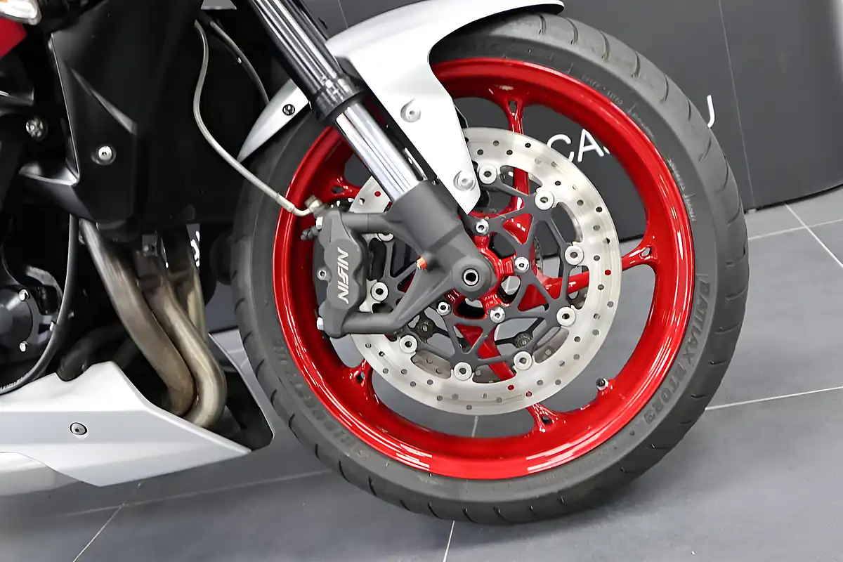 Used 2015 Triumph Street Triple Rx - Interior and Exterior details 7