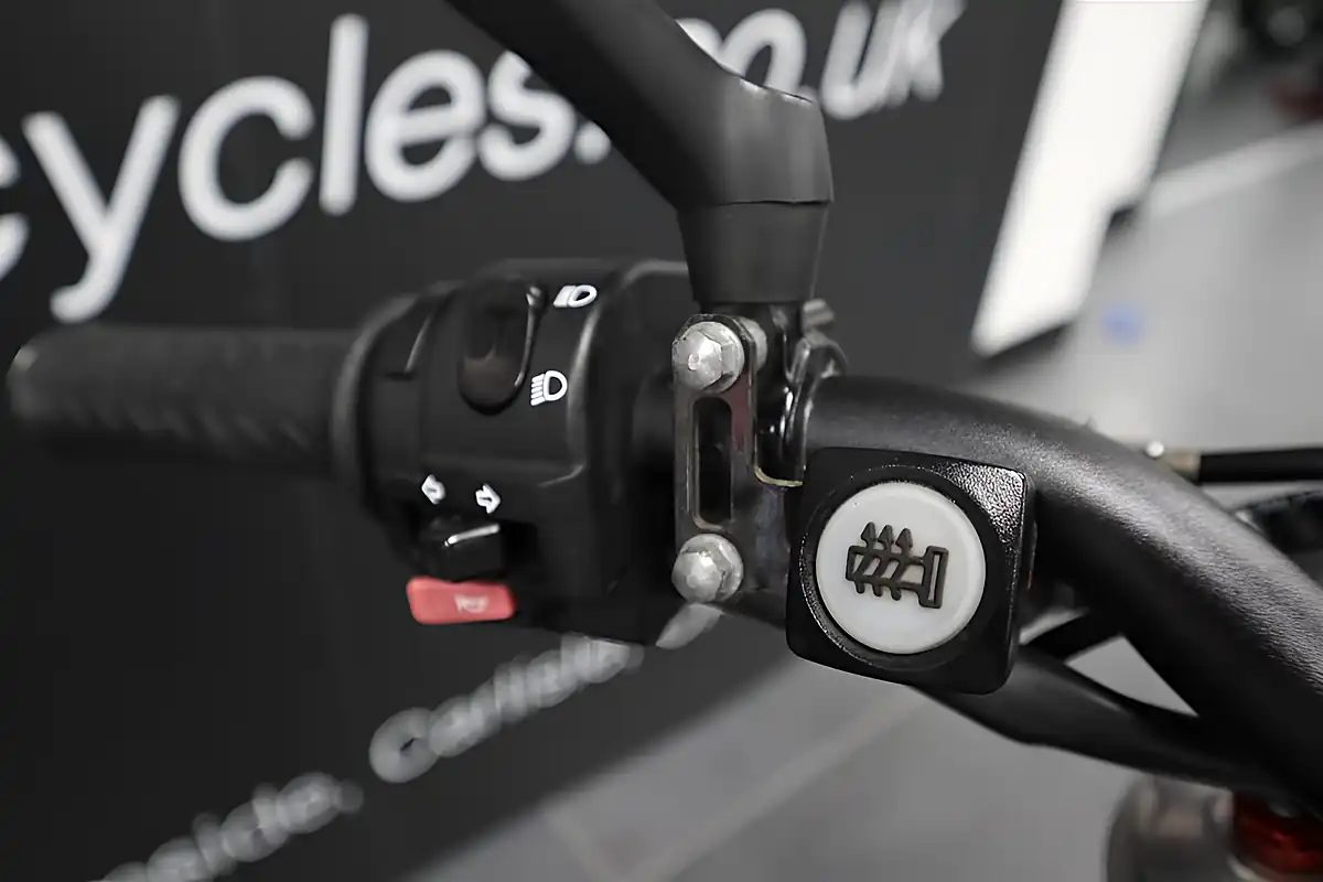 Used 2015 Triumph Street Triple Rx - Interior and Exterior details 9